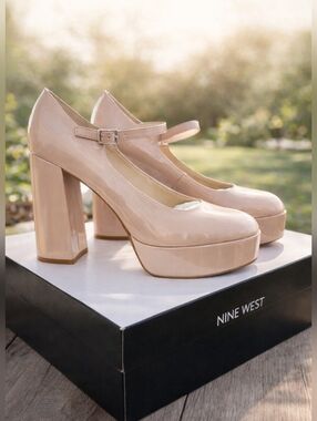 Nine West Nude Patent Mary Jane Platform Heels 8.5M NIB Chunky Block Heel
